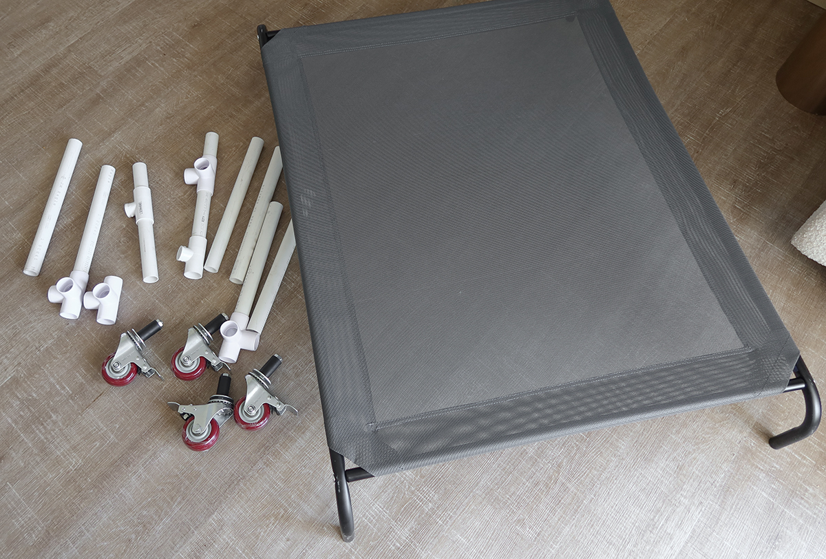 Building PVC frame structure for newborn posing table